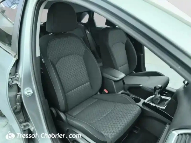 Kia Ceed 1.0 t-gdi 120 ch isg bvm6 active — photo 24