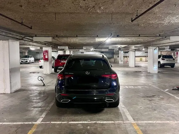 Parking 11 m²