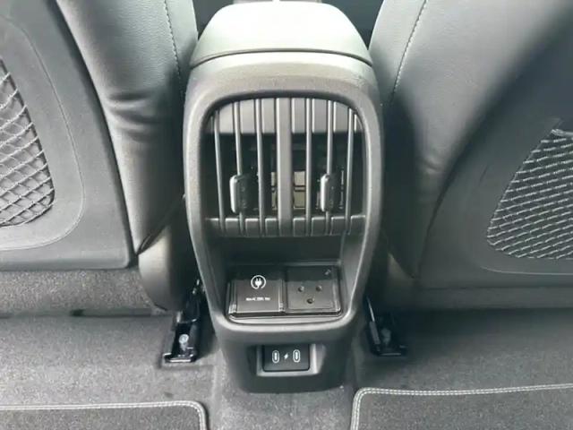Hyundai Kona bev 65kwh electrique 217ch pre — photo 19