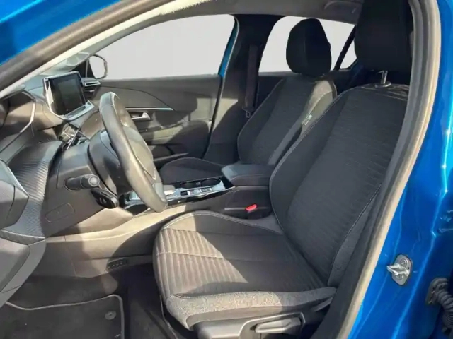 Peugeot 208 e- 136ch style — photo 12