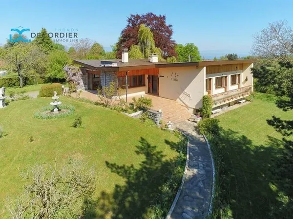 Maison 6 pièces 203 m²