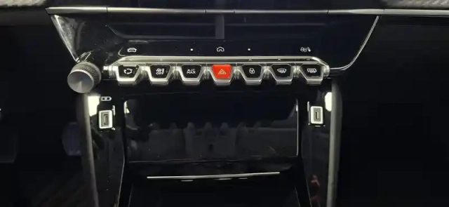 Peugeot 208 100 s&amp;s bvm6 — photo 78