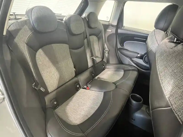 Mini Mini hatch 5 portes cooper 136 ch dkg7 — photo 29