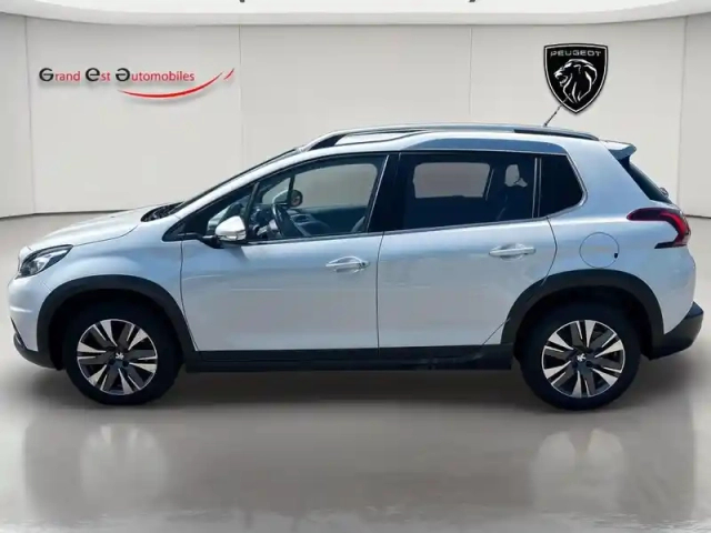 Peugeot 2008 1.2 puretech 110ch e6.c allure s&amp;s eat6 — photo 2