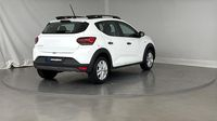 Dacia Sandero 1.0 TCe 90ch Stepway Essential — photo 5