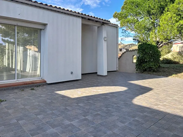 Maison 6 pièces à louer à Sausset-les-Pins, proche commodités