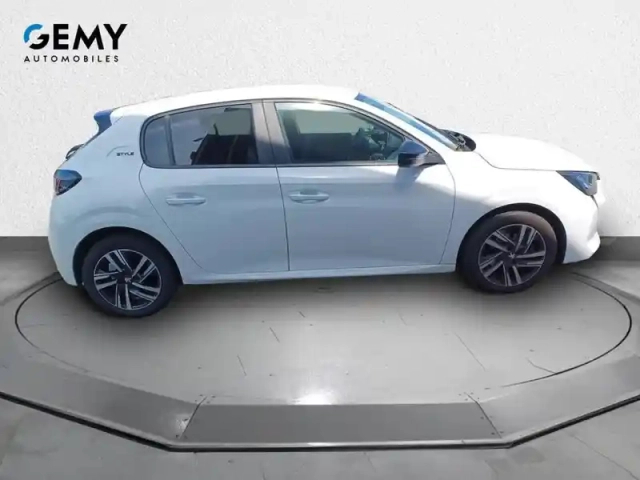 Peugeot 208 puretech 100 s&amp;s bvm6 — photo 4