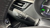 Toyota C-Hr 122h Distinctive 2WD E-CVT MY22 — photo 28