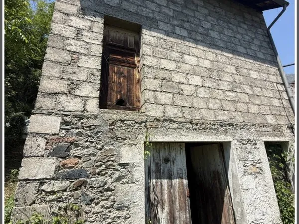 Grange en pierre de 100 m²  Stockage, atelier ou garage  Valbonnais