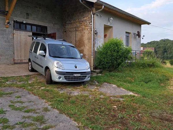 Grande maison à RENOVER de 2 surface de 300 m2