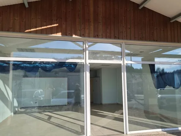 Local commercial 60 m²