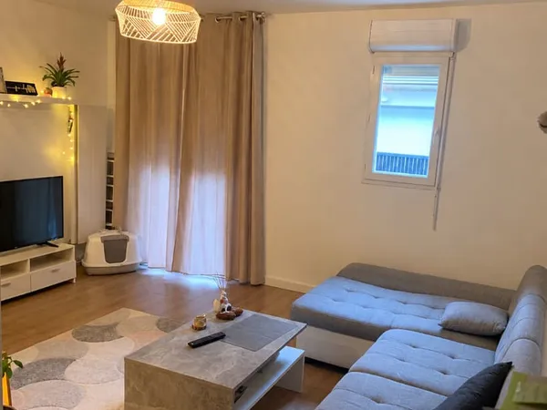 Appartement Villenoy 2 pièces 40 M2 + jardin + stationnement