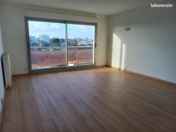 A louer / appartement t2 cauderan