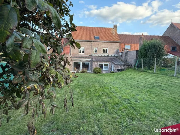 Maison 10 pièces 265 m²