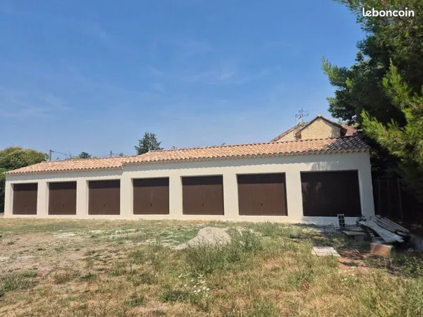 Garage box à louer