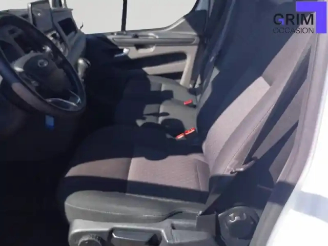Ford Transit custom fourgon 300 l2h1 2.0 ecoblue 130 — photo 4