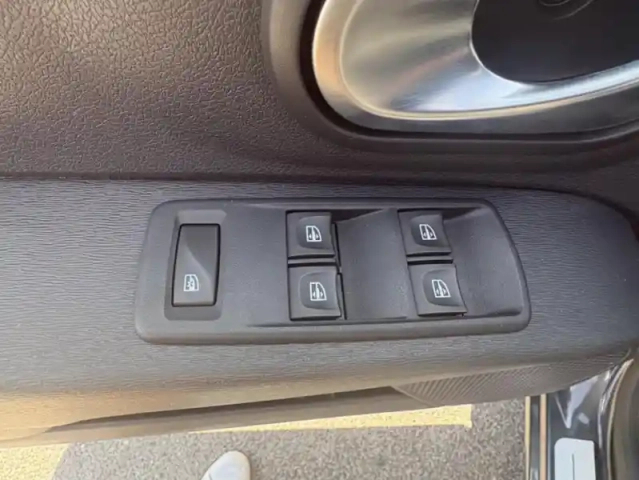 Dacia Lodgy 5 places stepway tce 130 fap e6u — photo 22