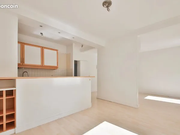 Appartement 4 pièces 80 m²