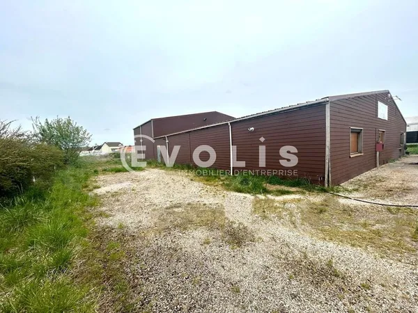 Locaux d'activité - A LOUER - 600 m² non divisibles