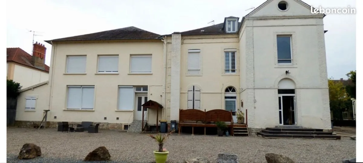 Photo 1