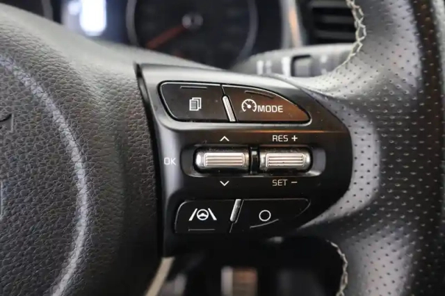 Kia Stonic 1.0 t-gdi 100 ch bvm6 — photo 106