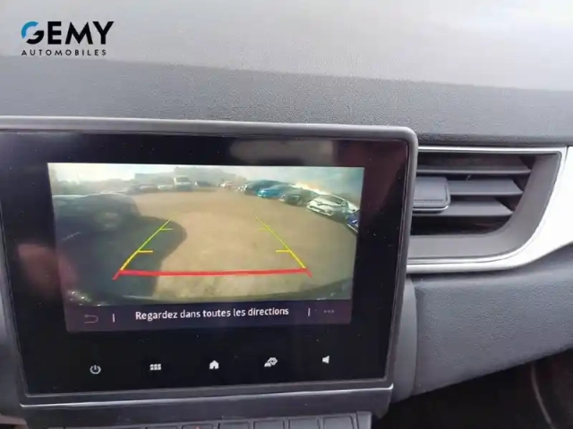 Renault Captur e-tech 145 - 21 — photo 16