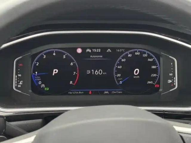 Volkswagen T-Roc 1.5 tsi evo2 150ch r-line dsg7 — photo 12