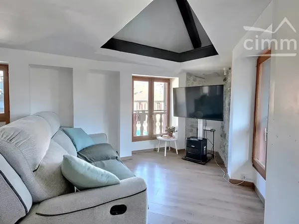 APPARTEMENT TYPE T2 EN DUPLEX - VALGELON-LA-ROCHETTE