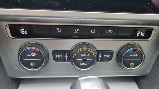 Volkswagen Passat SW 1.4 TSI 150 DSG7 - Confortline Business – 2018 – 116451 km – Essence – Boîte Automatique — photo 8