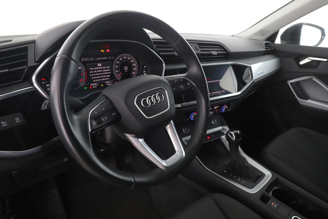 Audi Q3 Sportback 35 TFSI S Tronic 7 — photo 10
