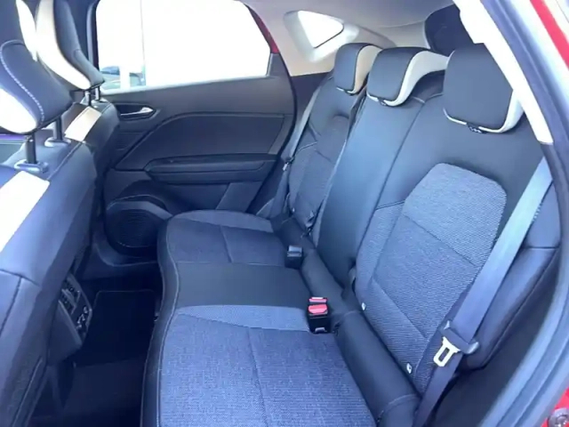Renault Captur tce 90 — photo 28