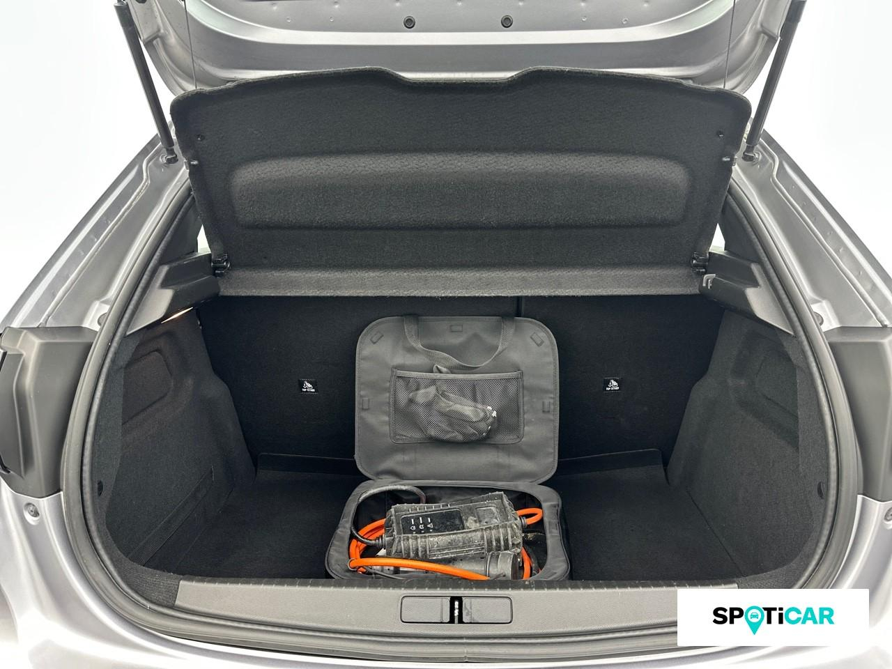 Peugeot 208 e-208 136ch active pack — photo 6