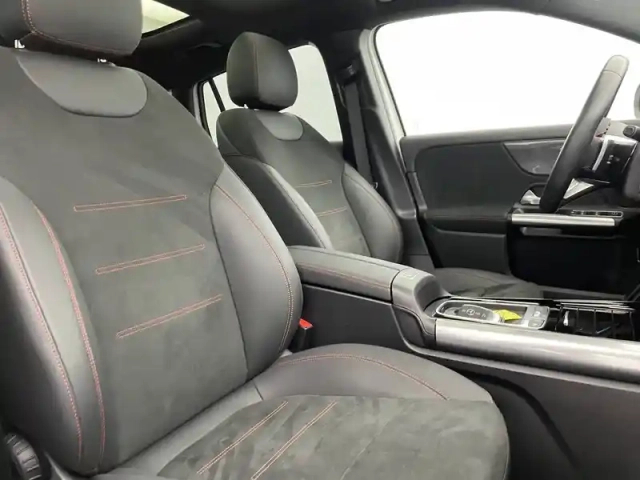 Mercedes Gla 180 d 8g-dct — photo 29