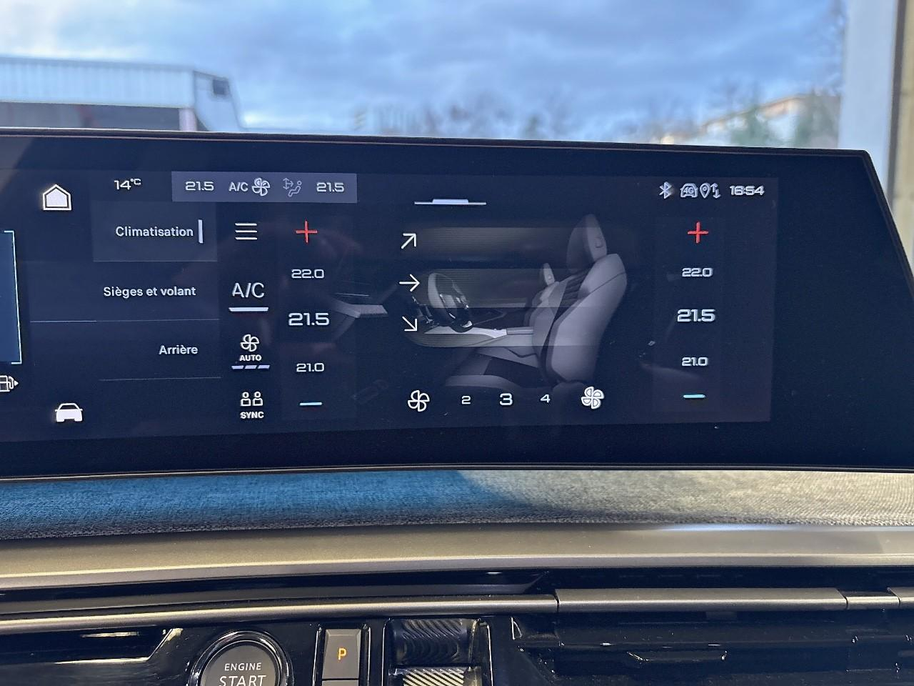 Peugeot 5008 hybrid 145 e-dcs6 gt — photo 21