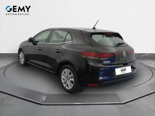 Renault Megane mégane iv berline tce 115 fap — photo 33