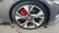 Jaguar F-Type Coupe 5.0 V8 450ch R-Dynamic BVA8 — photo 20