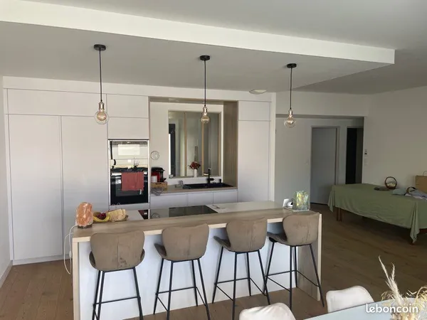 Maison Carbon Blanc
