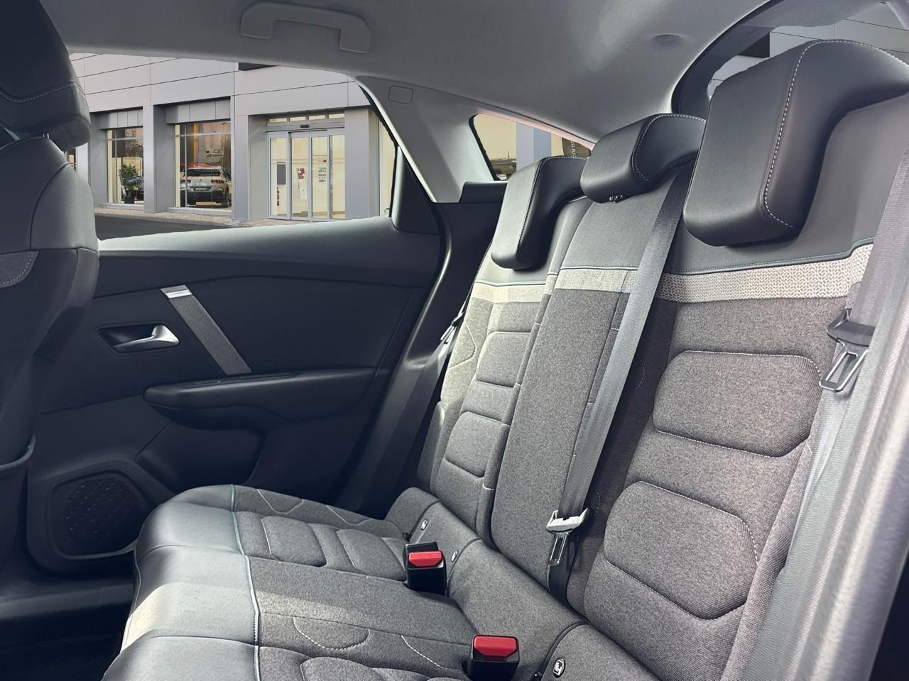 Citroën C4 bluehdi 130ch s&s feel pack eat8 120g — photo 10