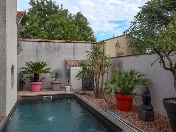 Maison 5 pièces 185 m²