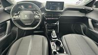 Peugeot 2008 1.2 PureTech 130ch S&S Allure Pack EAT8 — photo 8