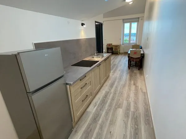 Loue f2 meuble centre ville