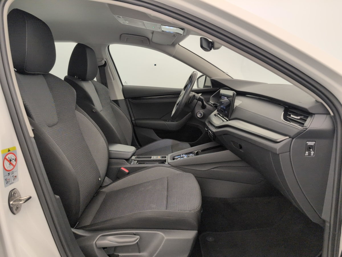 Skoda Octavia Combi — photo 9