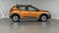 Dacia Sandero 1.0 ECO-G 100ch Stepway Confort -22 — photo 4