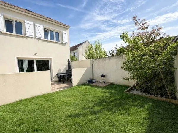 MAISON RECENTE MODERNE COUP DE COEUR