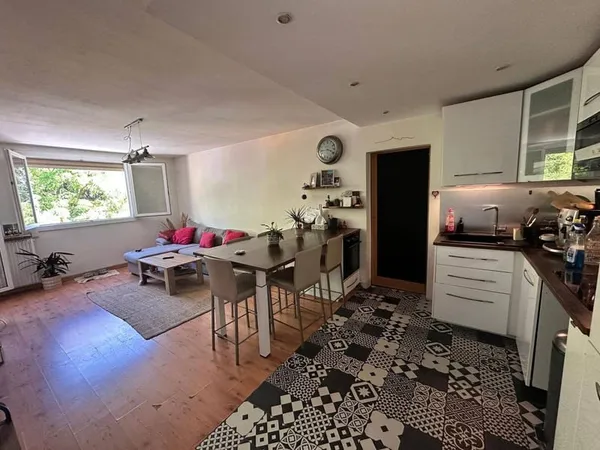 Appartement 5 pièces 83 m²
