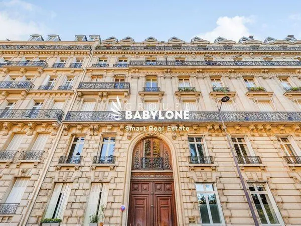 Bureaux 857 m²