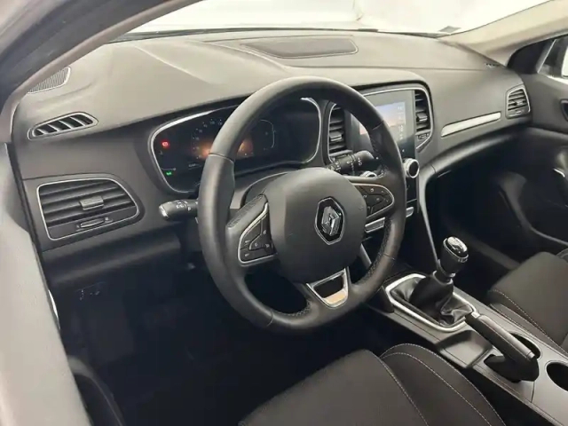 Renault Megane mégane iv estate blue dci 115 — photo 26