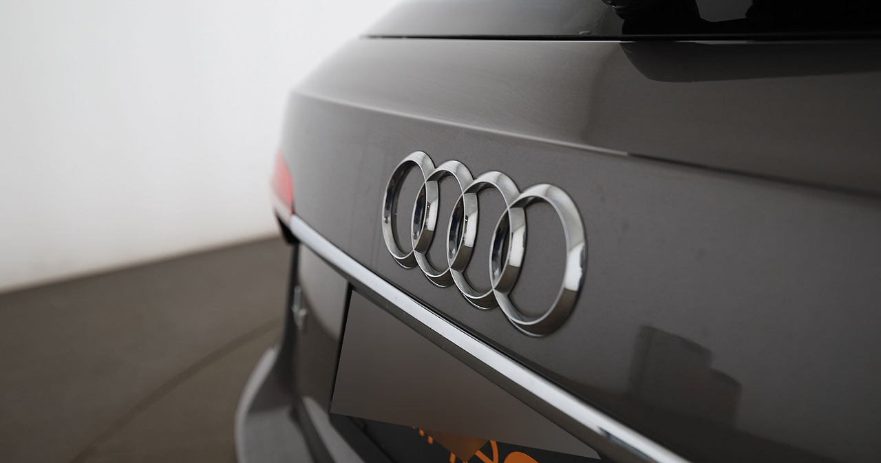 Audi A4 Avant — photo 13