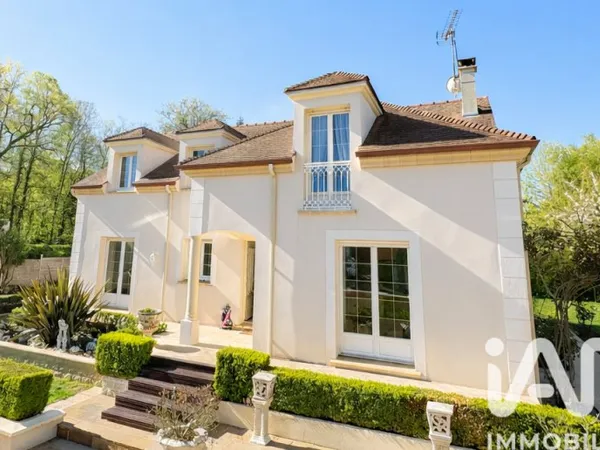 Maison 8 pièces 228 m²