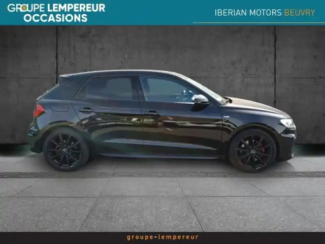 Audi A1 sportback 40 tfsi 207ch s line s tronic 7 — photo 5